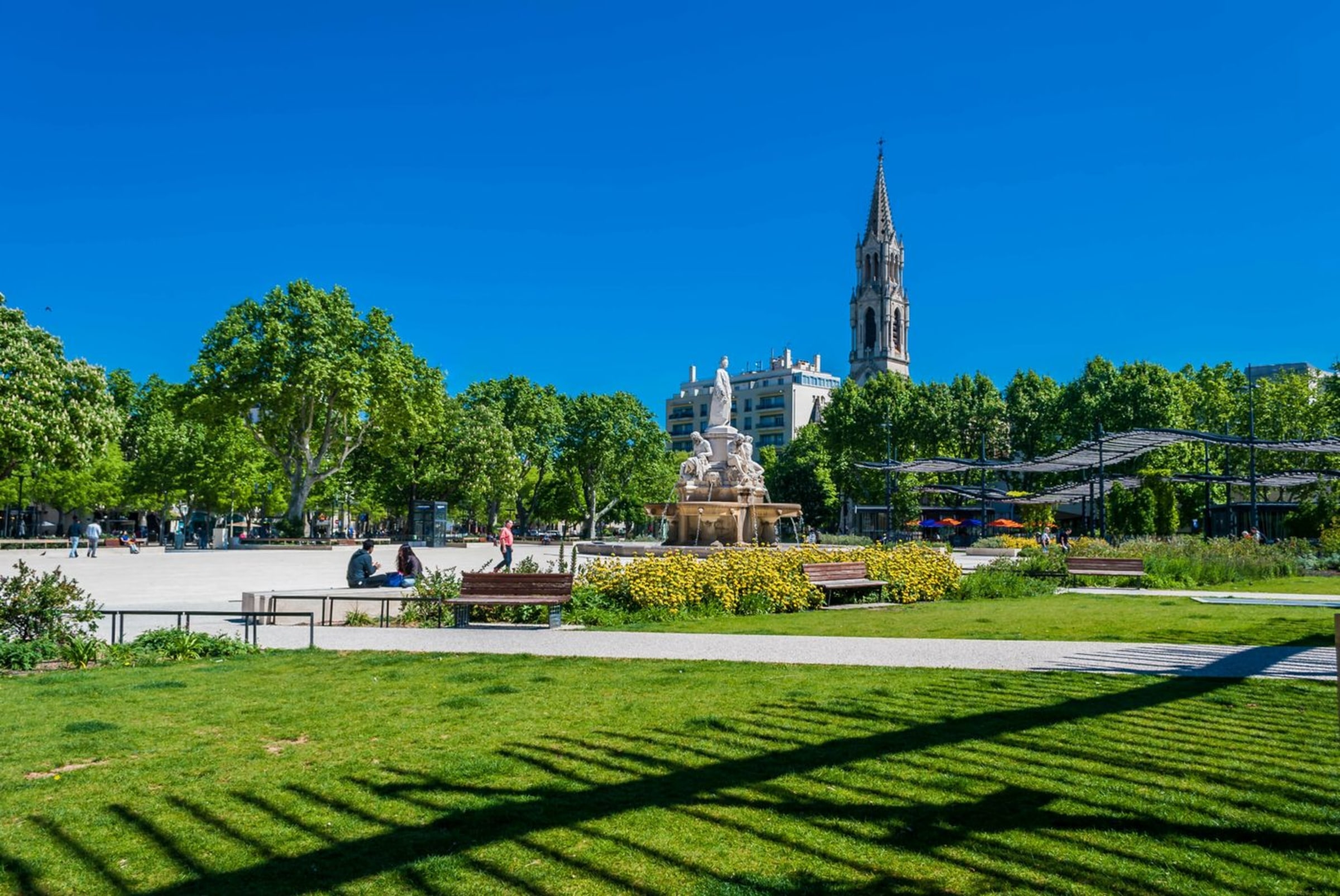 7 RUE DE BERNIS — Nîmes