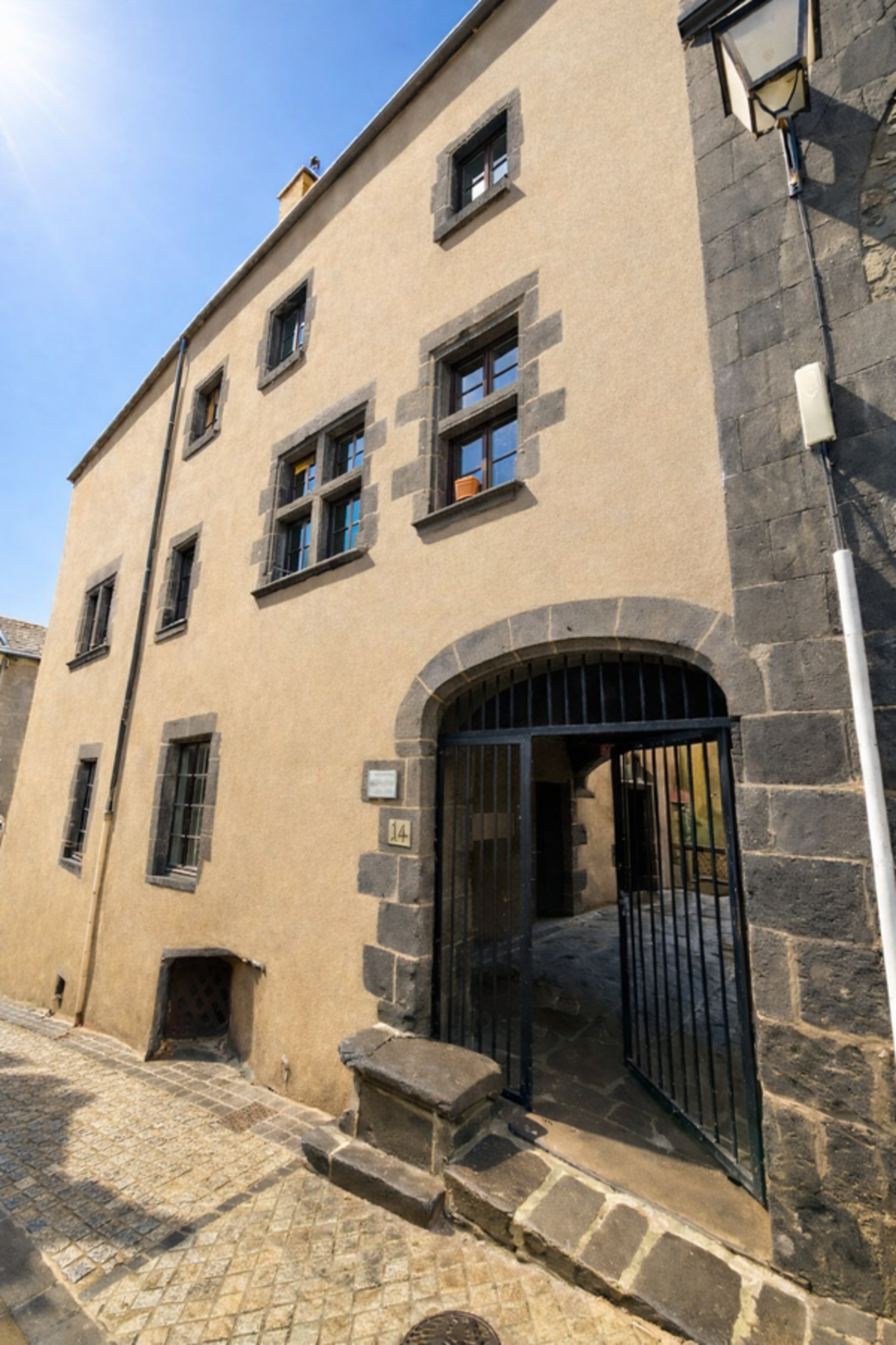 ANGELUS — Clermont-Ferrand