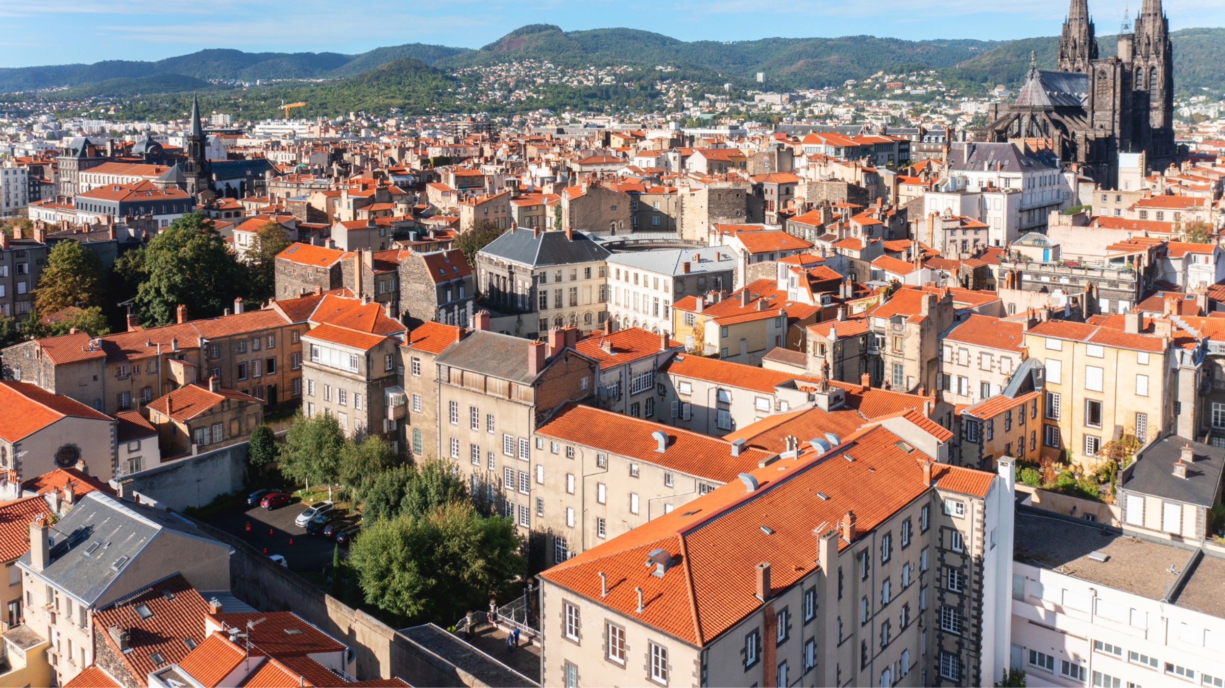 CLERMONT-FERRAND : Maison du Bon-Pasteur — Clermont-Ferrand