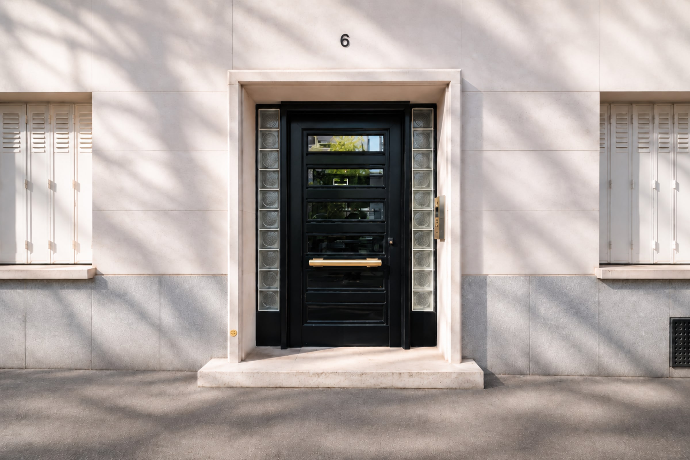 LE 6 — Paris 16e Arrondissement