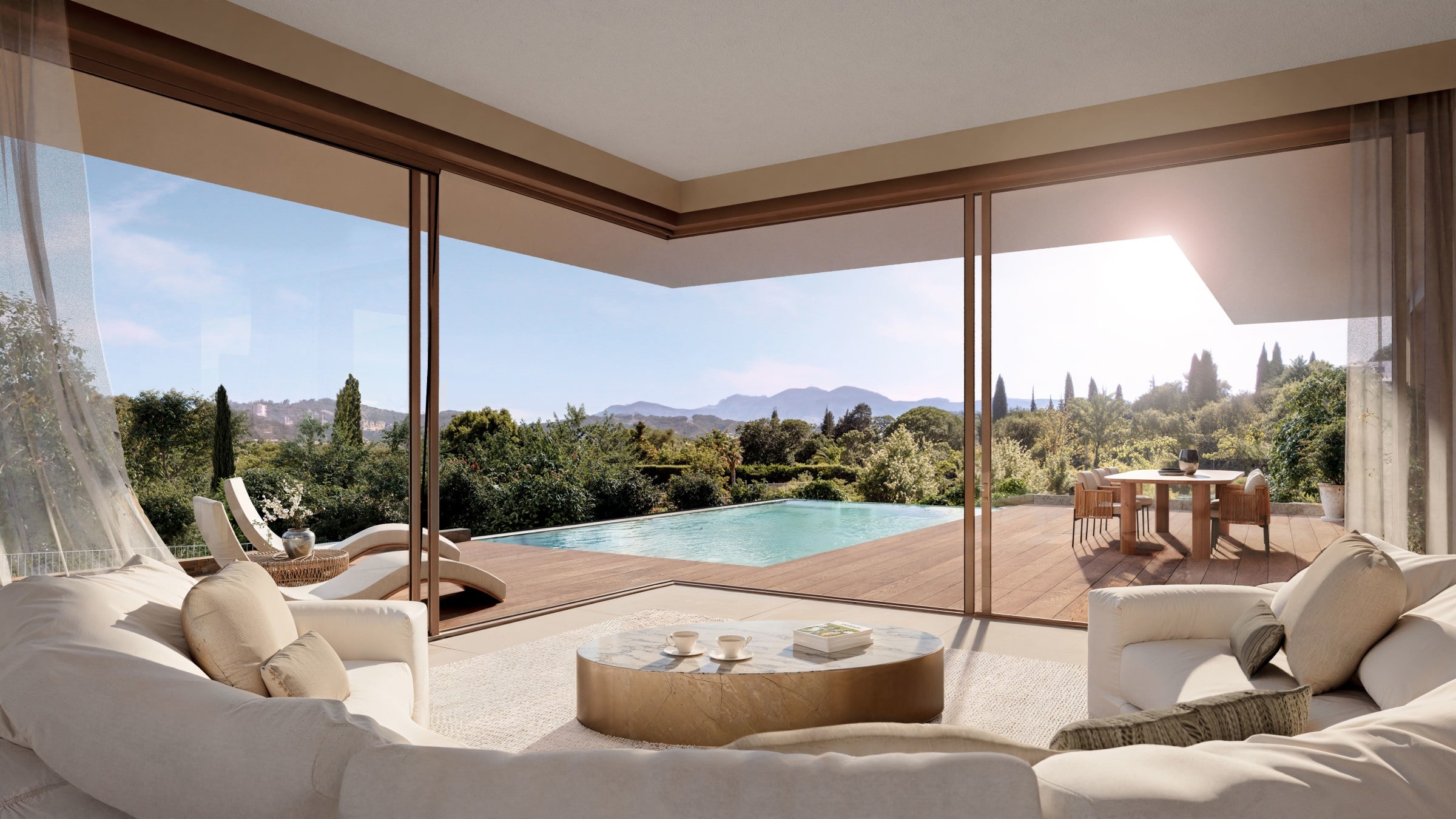 LES GRANDES BASTIDES — Mougins