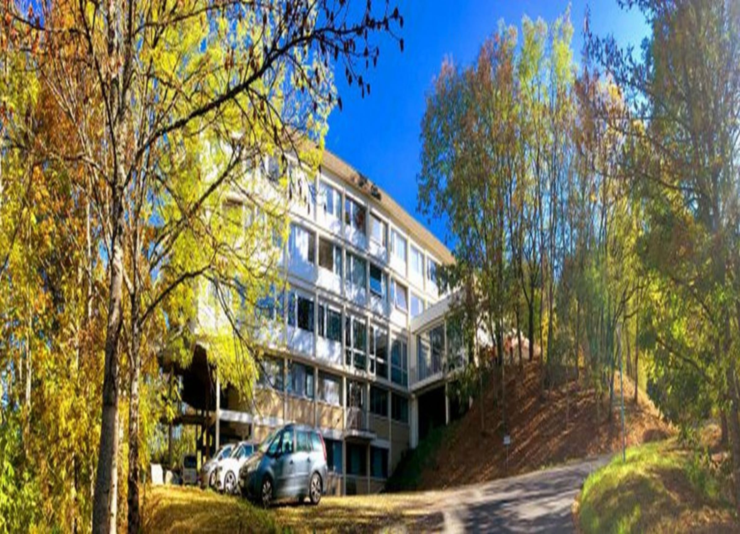 RIOM-ES-MONTAGNES - CLINIQUE DU HAUT CANTAL — Riom-ès-Montagnes