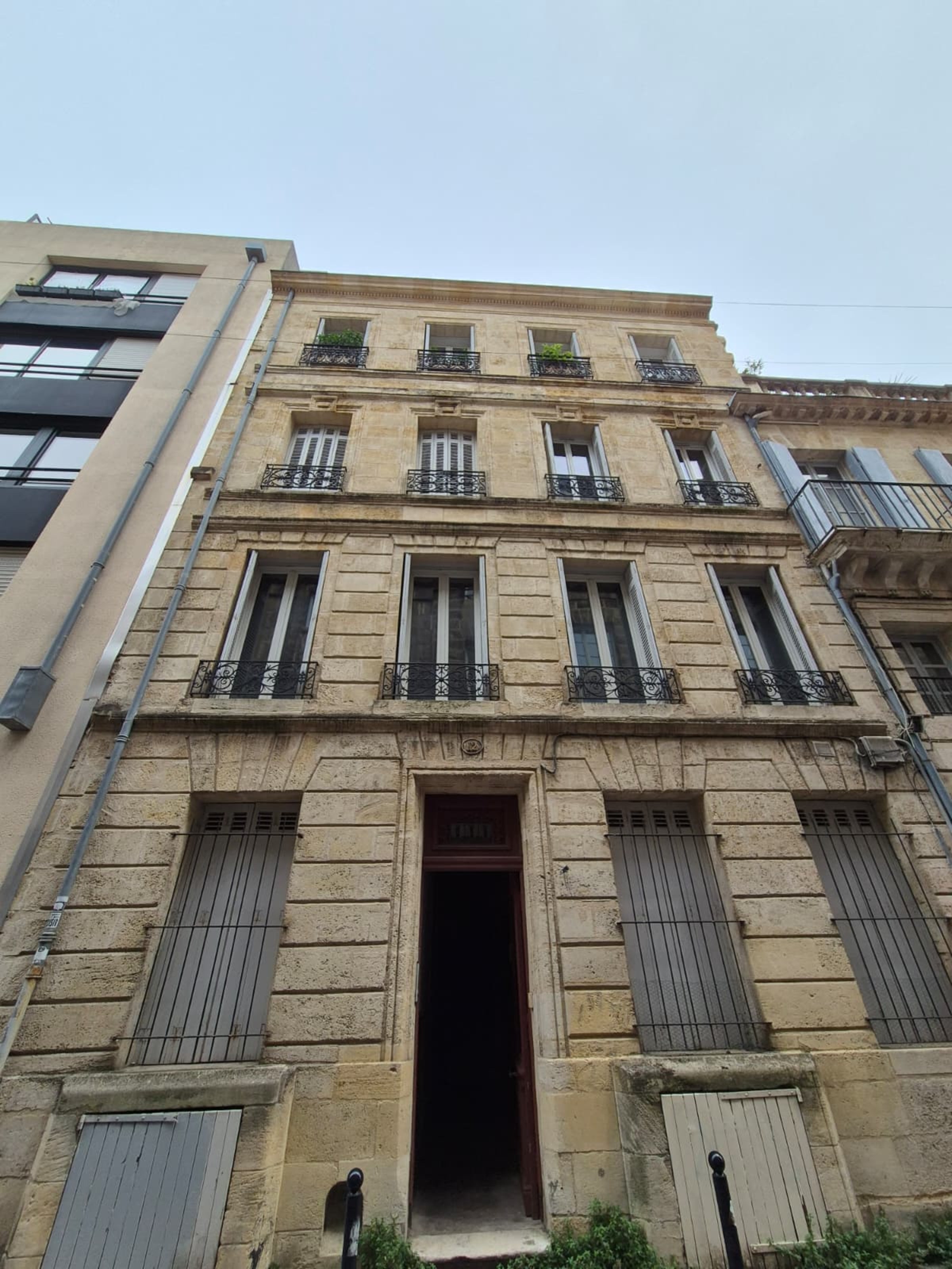 RUE CANIHAC — Bordeaux